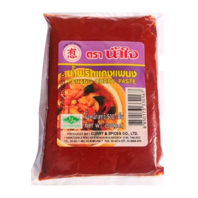 Front packaging of Nam Jai Panang Curry Paste 500g with a serving suggestion image of Thai curry.